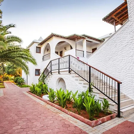 Merit Cyprus Gardens Hotel *